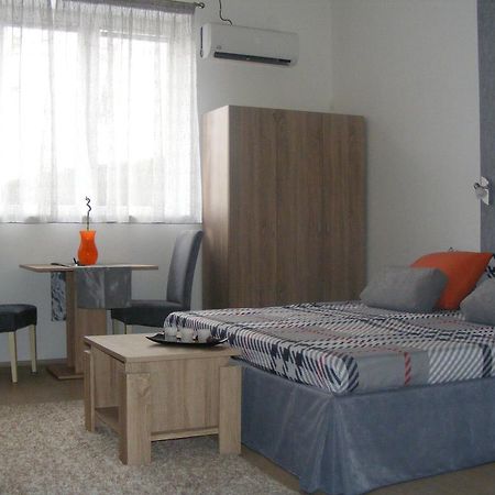Valor Central Apartments Skopje Exteriör bild